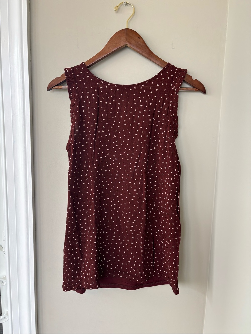 Maurices polka dot dressy top size xs